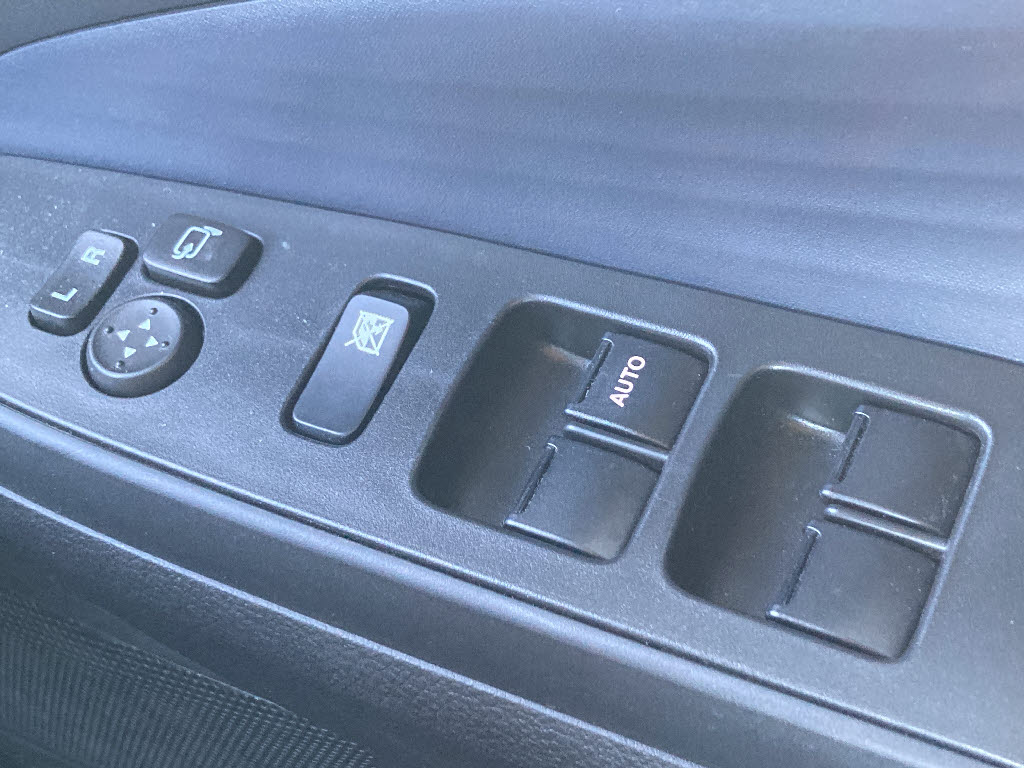 スズキ ソリオ ＭＧ　４ＷＤ