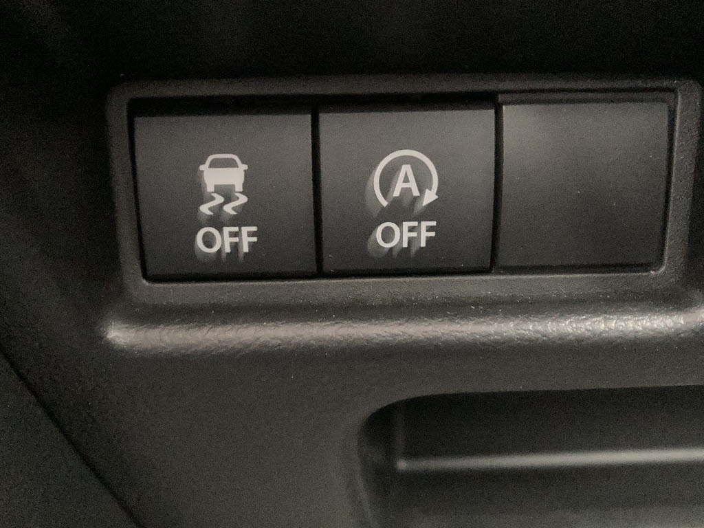 スズキ スペーシアカスタム ４ＷＤ　ＸＳ