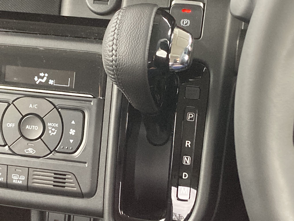 スズキ スペーシアカスタム ４ＷＤ　ＸＳターボ