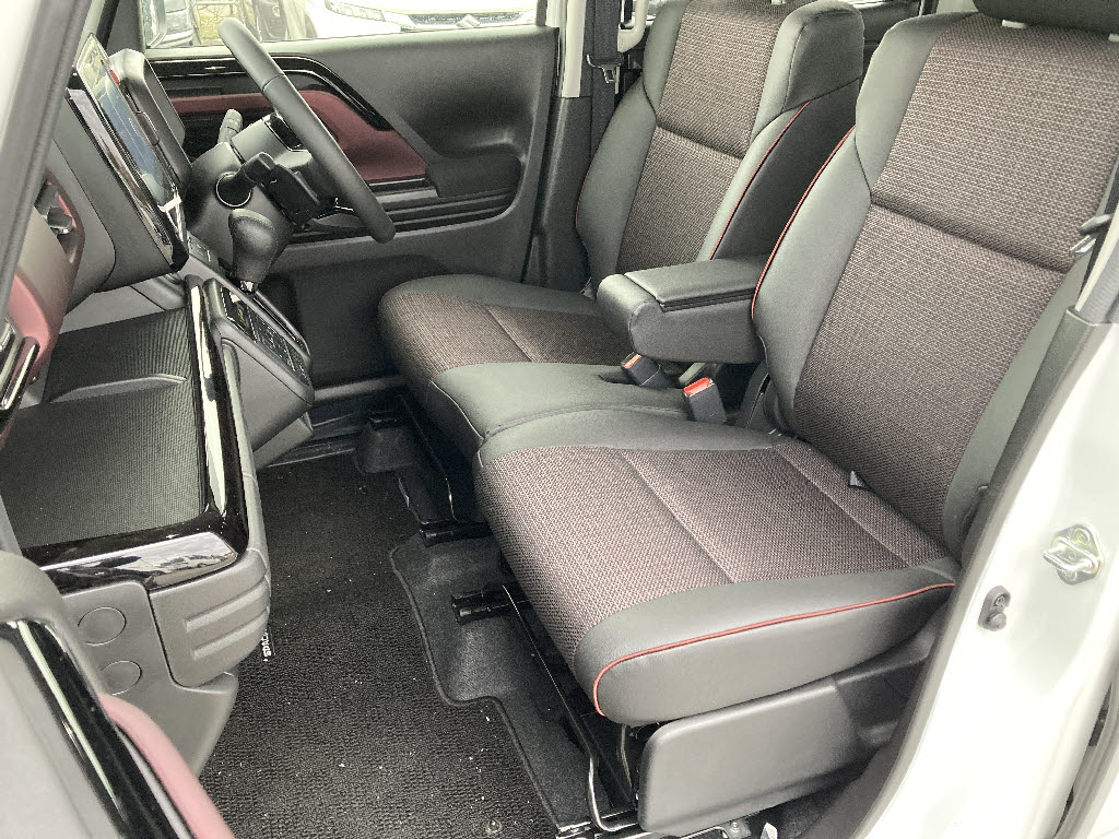 スズキ スペーシアカスタム ４ＷＤ　ＸＳターボ