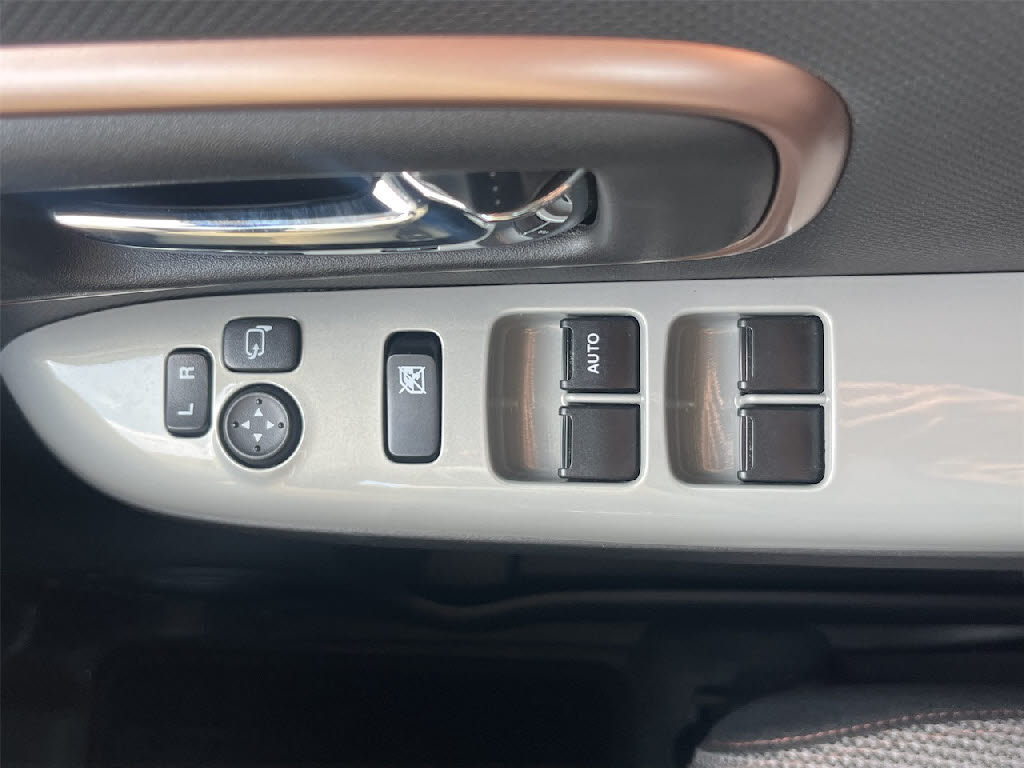 スズキ ワゴンＲスマイル HYBRID X