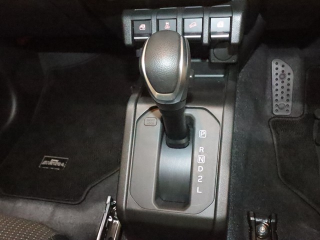 スズキ ジムニーシエラ ＪＣ