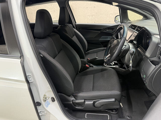 ホンダ ﾌｨｯﾄﾊｲﾌﾞﾘｯﾄﾞ Ｓホンダセンシング