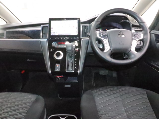 三菱 デリカＤ：５ ｱｰﾊﾞﾝｷﾞｱPｴﾃﾞｨｼｮﾝ