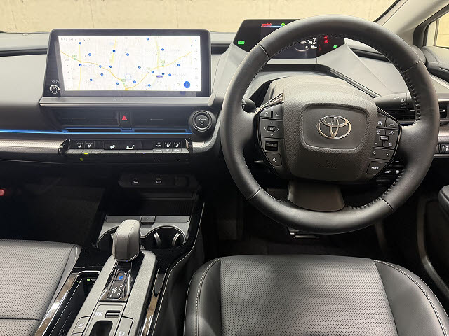 トヨタ プリウス Z