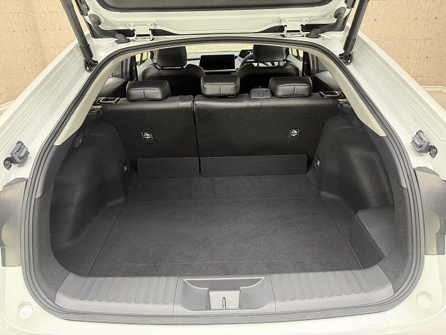 トヨタ プリウス Z