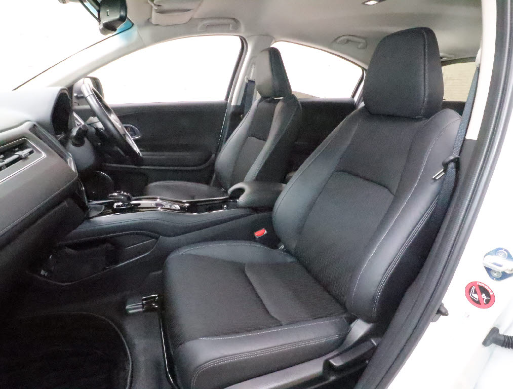 ホンダ ヴェゼルＨＶ ﾊｲﾌﾞﾘｯﾄﾞZ・ﾎﾝﾀﾞｾﾝｼﾝｸﾞ