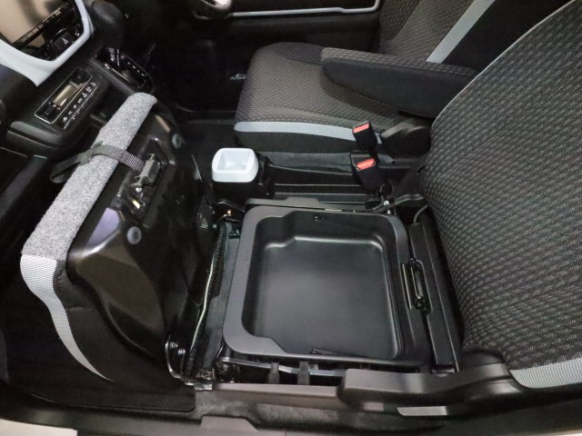 マツダ フレア クロスオーバー　ＸＴ