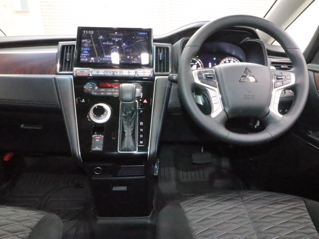 三菱 デリカＤ：５ Ｐ