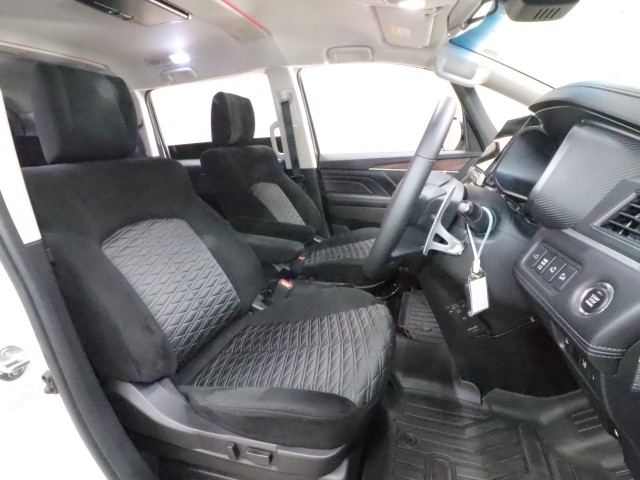 三菱 デリカＤ：５ Ｐ