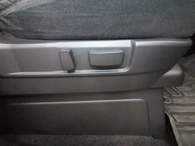 三菱 デリカＤ：５ Ｐ