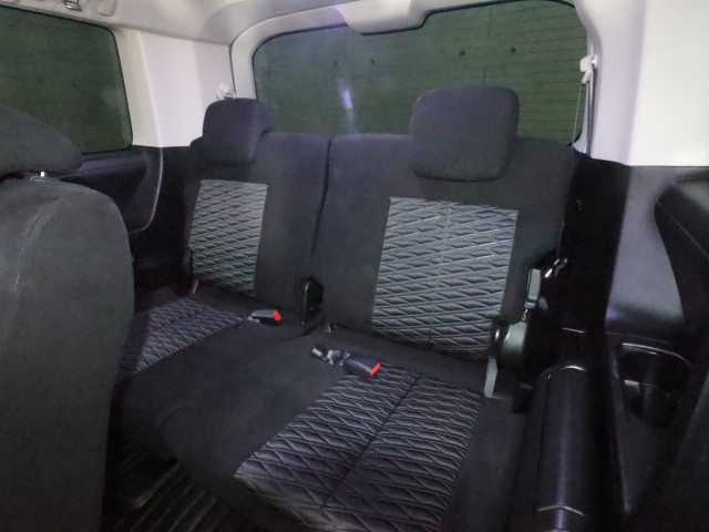 三菱 デリカＤ：５ Ｐ