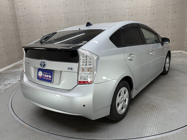 トヨタ プリウス Ｓ