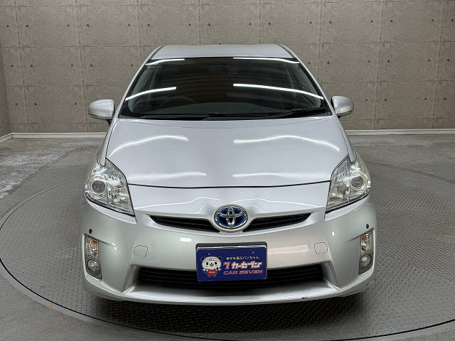 トヨタ プリウス Ｓ