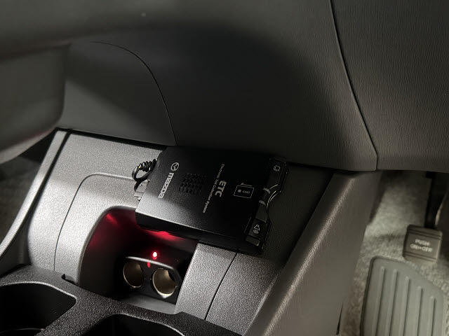 トヨタ プリウス Ｓ