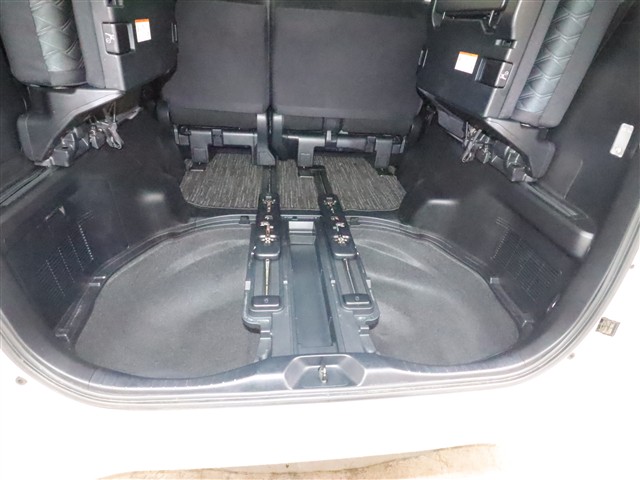 トヨタ アルファード Ｓ