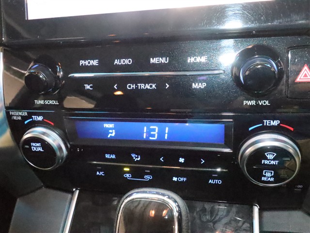 トヨタ アルファード Ｓ