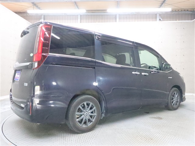 トヨタ エスクァイアＨＶ Ｘｉ