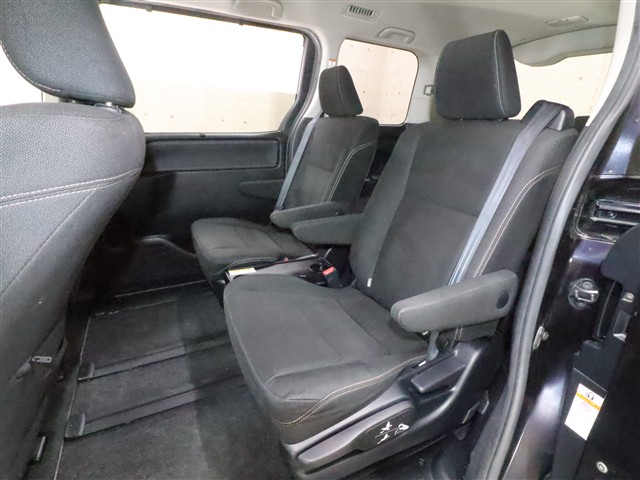 トヨタ エスクァイアＨＶ Ｘｉ