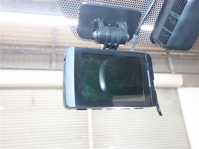 トヨタ エスクァイアＨＶ Ｘｉ