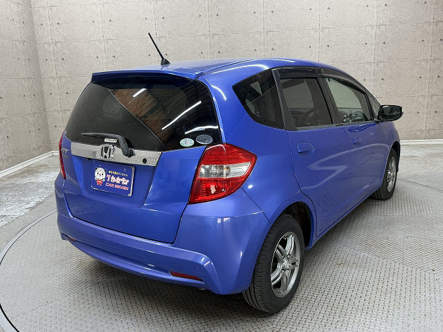 ホンダ フィット １３Ｇ　１０ｔｈアニバーサリー
