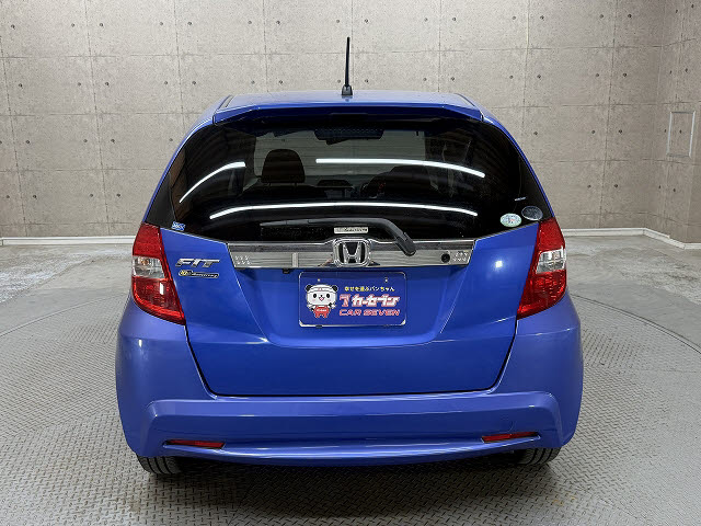 ホンダ フィット １３Ｇ　１０ｔｈアニバーサリー