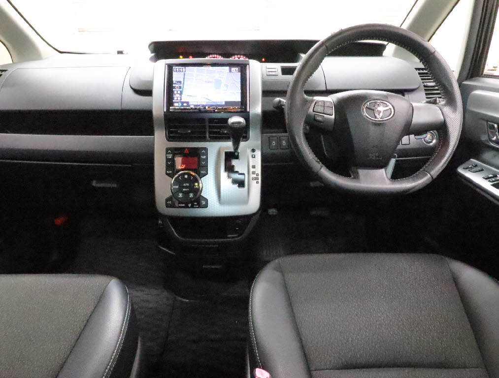 トヨタ ヴォクシー ＺＳ煌Ｚ