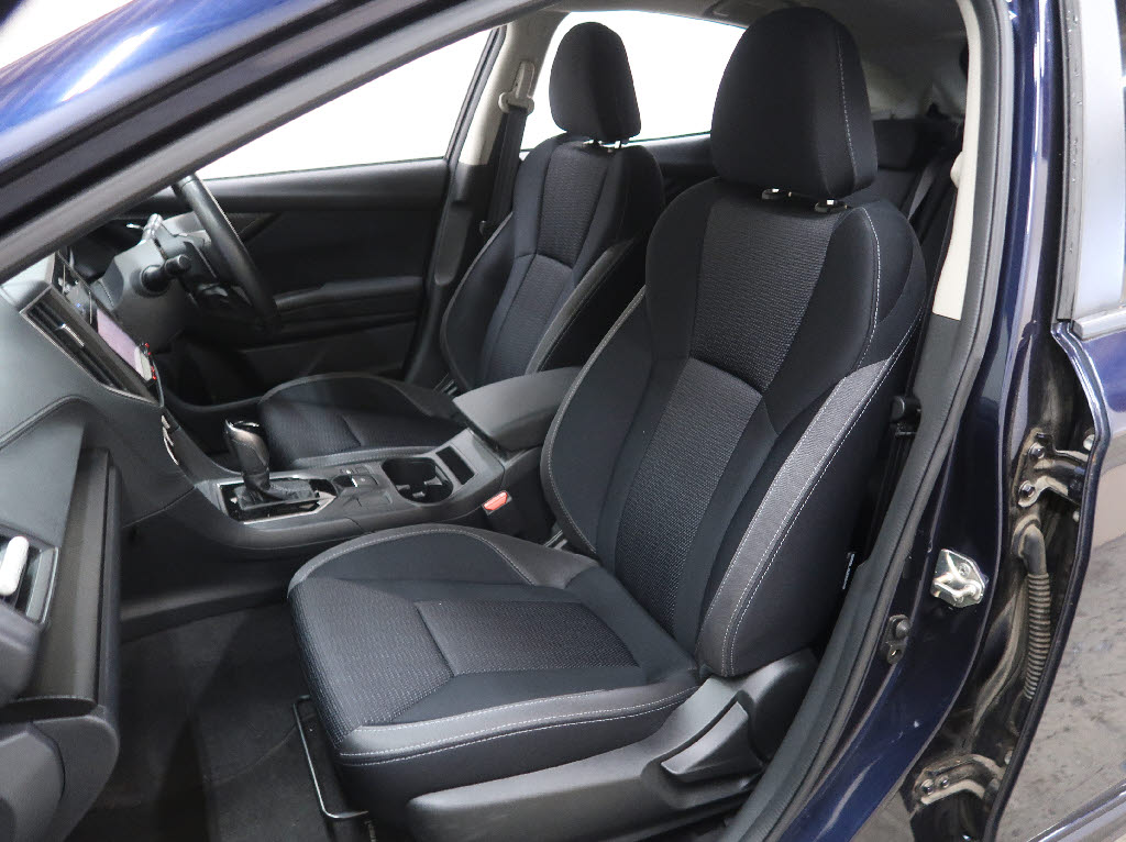 スバル インプレッサスポーツ 1.6i-LｱｲｻｲﾄSｽﾀｲﾙ