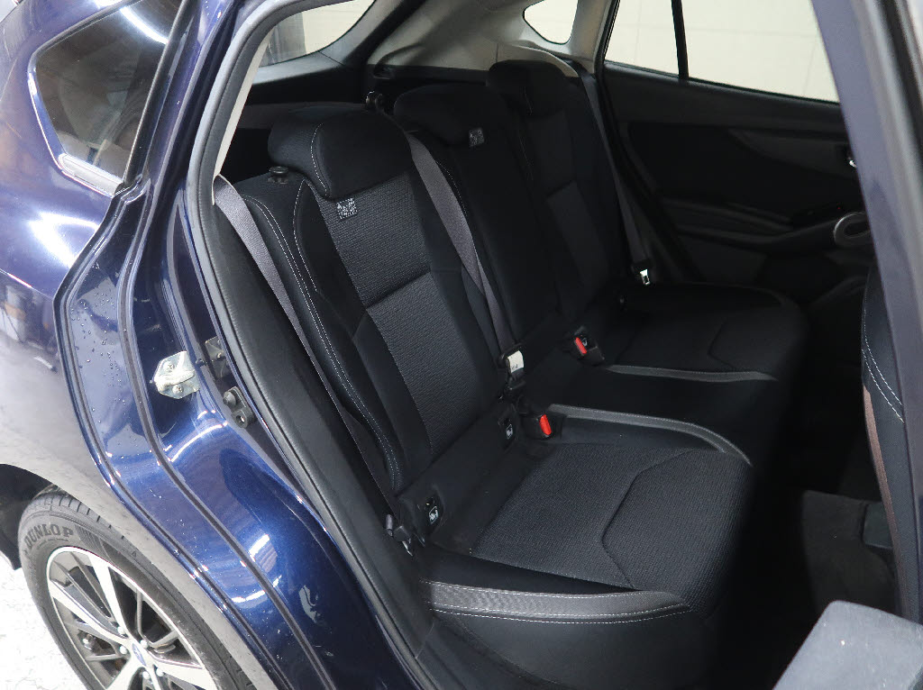 スバル インプレッサスポーツ 1.6i-LｱｲｻｲﾄSｽﾀｲﾙ