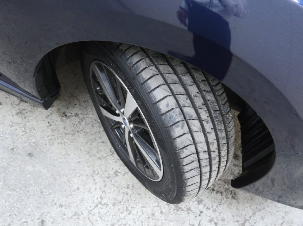 スバル インプレッサスポーツ 1.6i-LｱｲｻｲﾄSｽﾀｲﾙ