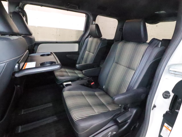 トヨタ ノア Ｓｉ　Ｗ×Ｂ２