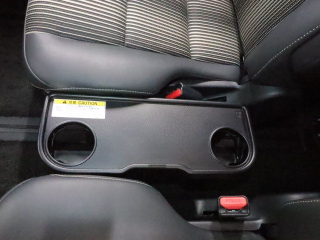 トヨタ ノア Ｓｉ　Ｗ×Ｂ２