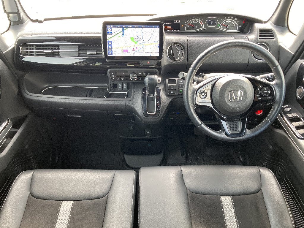 ホンダ Ｎ　ＢＯＸカスタム Lﾀｰﾎﾞ 4WD