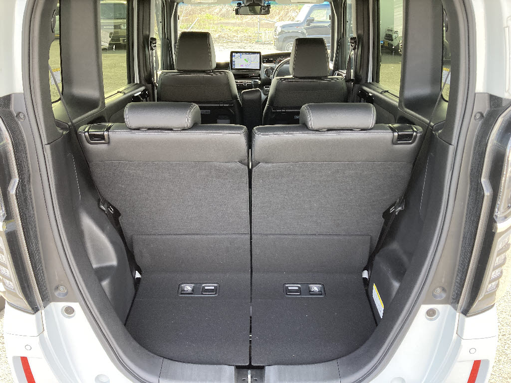 ホンダ Ｎ　ＢＯＸカスタム Lﾀｰﾎﾞ 4WD