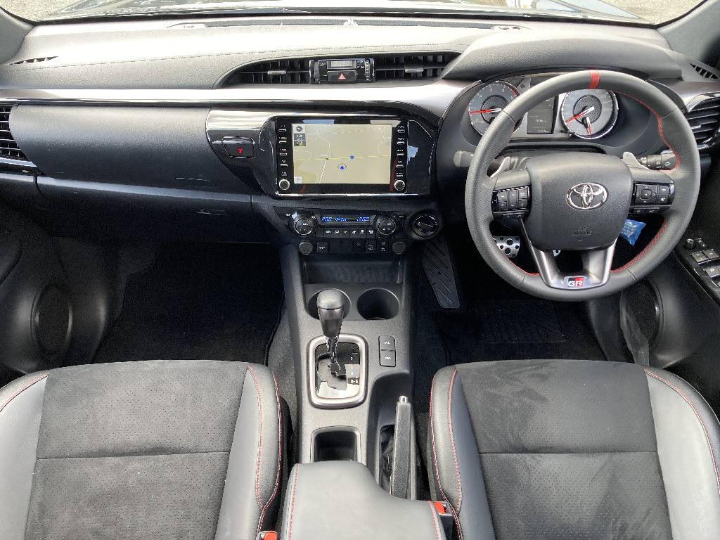 トヨタ ハイラックス Z GRｽﾎﾟｰﾂ 4WD