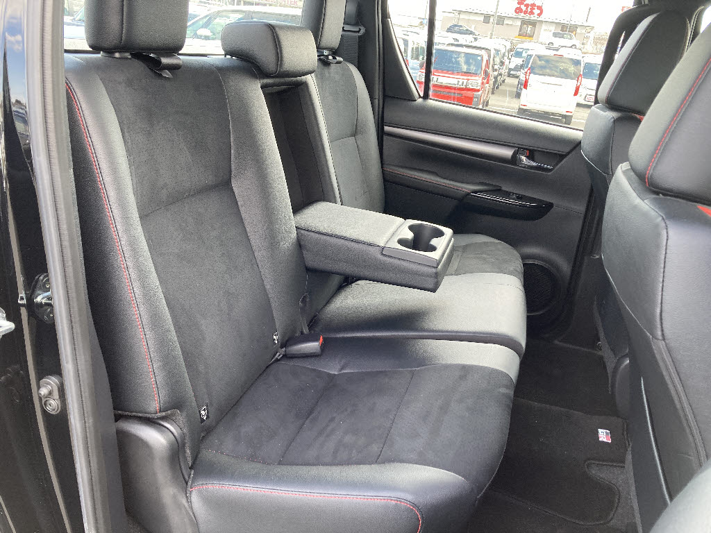 トヨタ ハイラックス Z GRｽﾎﾟｰﾂ 4WD