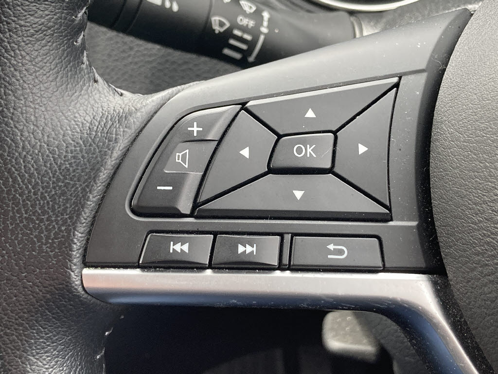 ニッサン エクストレイル 20Xi Vｾﾚｸｼｮﾝ 4WD