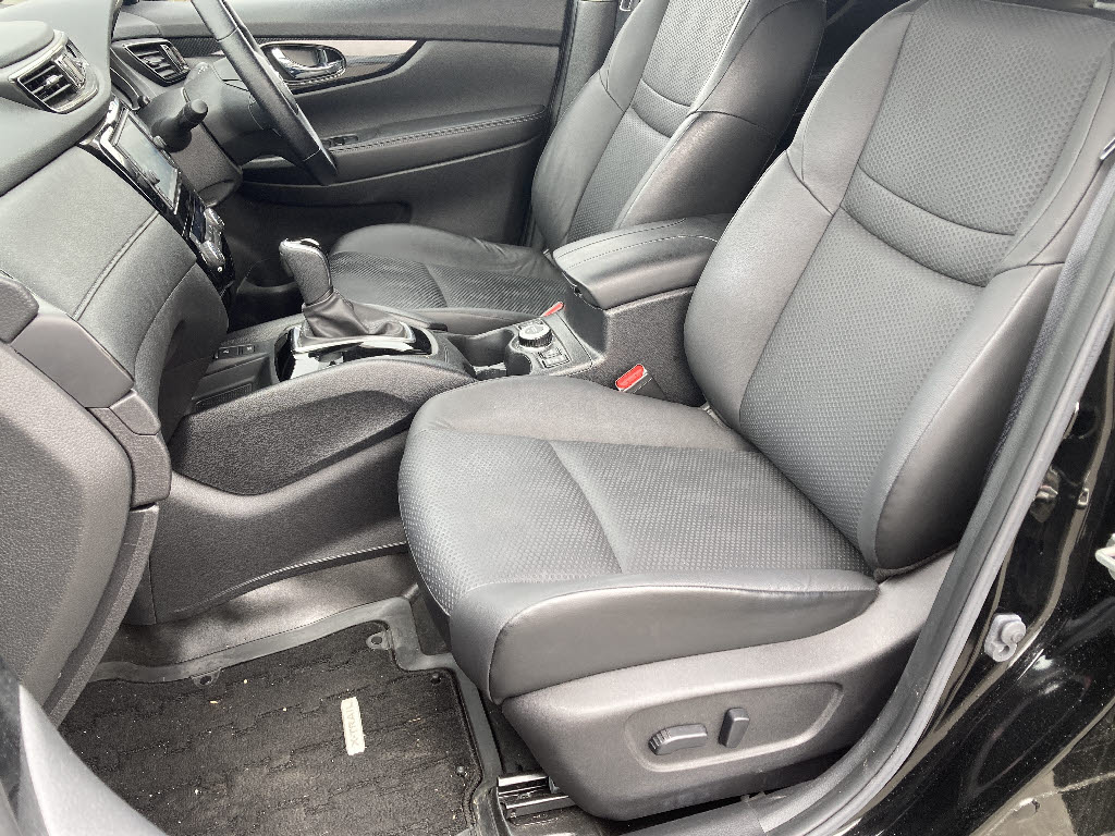 ニッサン エクストレイル 20Xi Vｾﾚｸｼｮﾝ 4WD