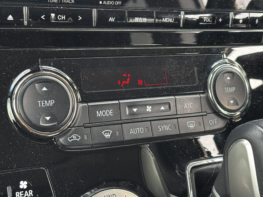 三菱 デリカＤ：５ P 4WD