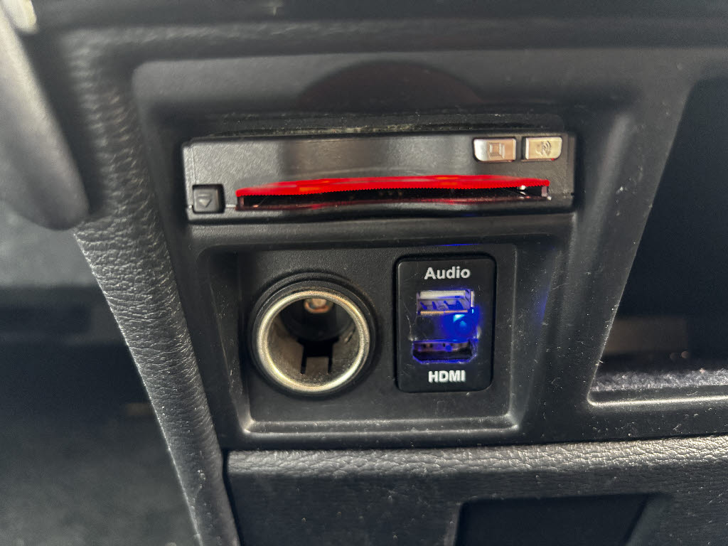 三菱 デリカＤ：５ P 4WD