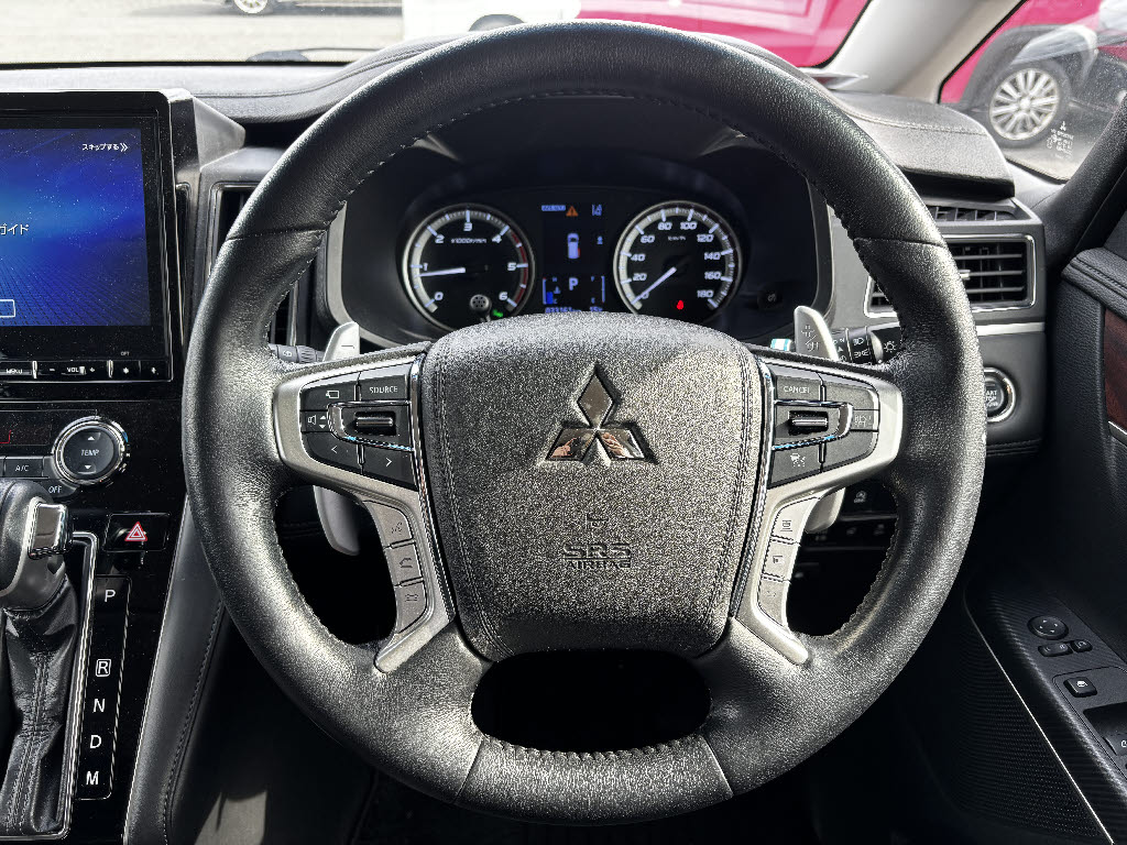 三菱 デリカＤ：５ P 4WD