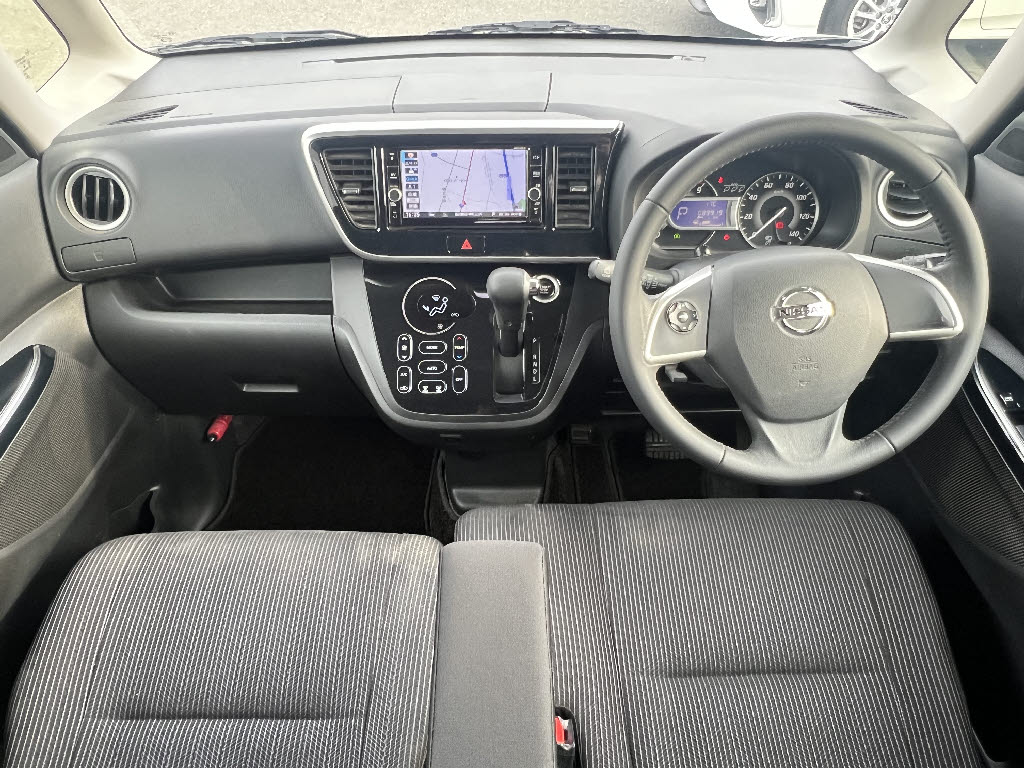 ニッサン デイズルークス ﾊｲｳｪｲｽﾀｰX 4WD