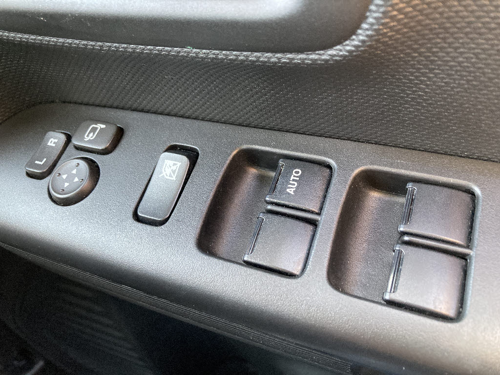 スズキ スペーシアギア HYBRID XZﾀｰﾎﾞ 4WD