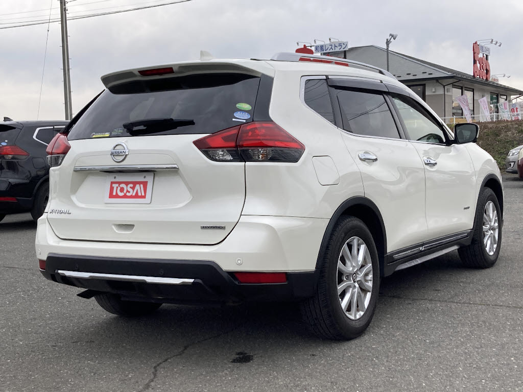 ニッサン エクストレイル 20X HYBRID 4WD