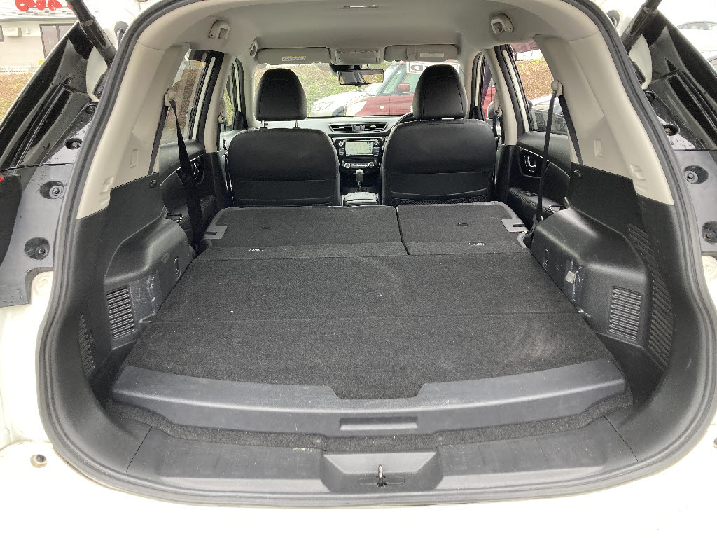 ニッサン エクストレイル 20X HYBRID 4WD