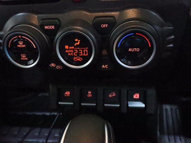 スズキ ジムニーノマド FC