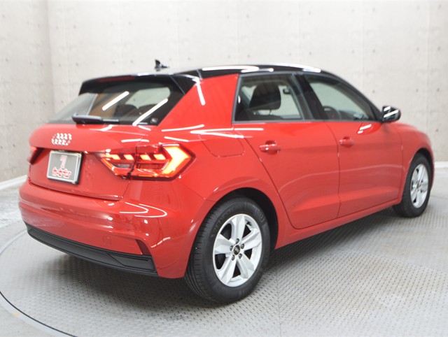 アウディ ｱｳﾃﾞｨ A1 ｽﾎﾟｰﾂﾊﾞｯｸ 25TFSI