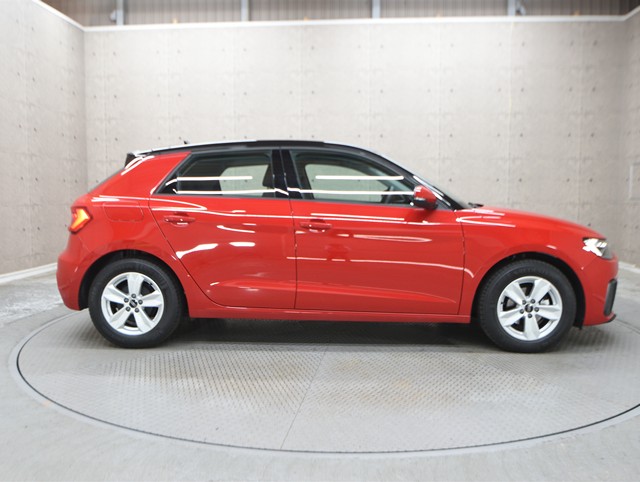 アウディ ｱｳﾃﾞｨ A1 ｽﾎﾟｰﾂﾊﾞｯｸ 25TFSI