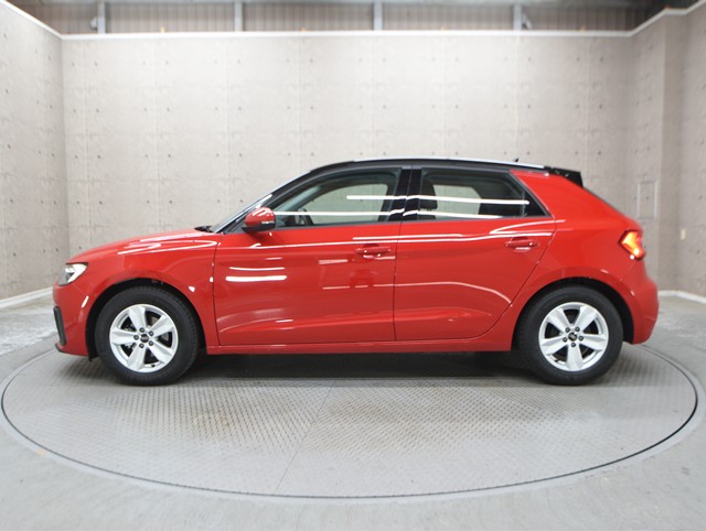 アウディ ｱｳﾃﾞｨ A1 ｽﾎﾟｰﾂﾊﾞｯｸ 25TFSI