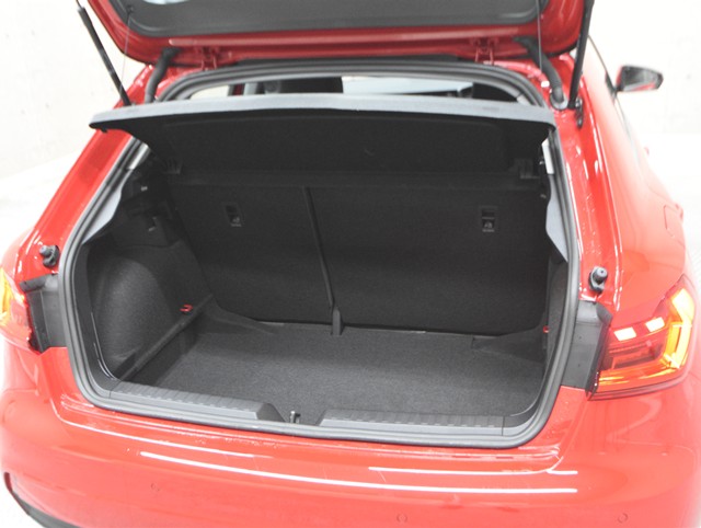 アウディ ｱｳﾃﾞｨ A1 ｽﾎﾟｰﾂﾊﾞｯｸ 25TFSI